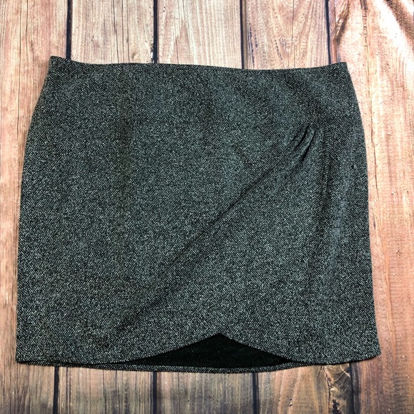 Lane Bryant Dresses & Skirts - Lane Bryant Tweed Gray skirt